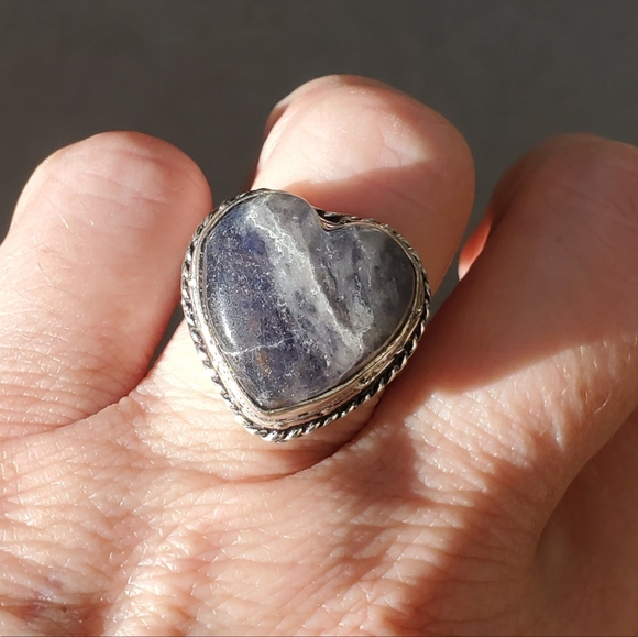 New Heart Shaped Iolite in Sunstone 925 Silver Ring. - Picture 12 of 15